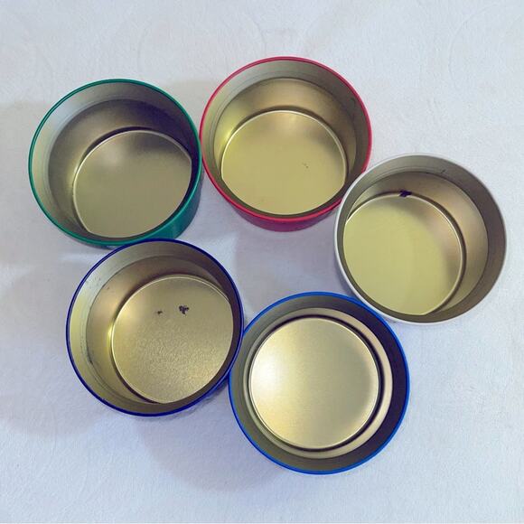 (5) Harrys of London Colorful Christmas Nutcracker Tin, Candy Cookies Gift Set - Picture 6 of 6